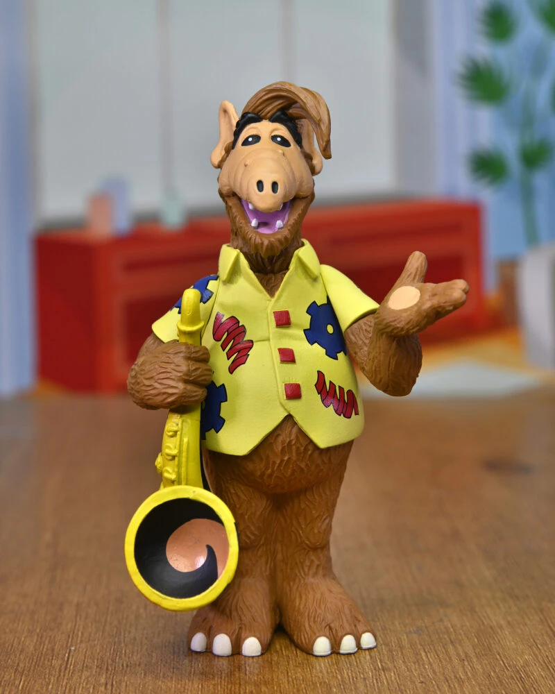 NECA Alf – 6” Scale Action Figure – Toony Classic Alf With Saxophone 2 NECA Alf – 6” Scale Action Figure – Toony Classic Alf With Saxophone - Image 2