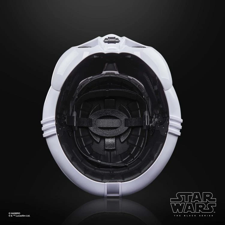 Star Wars: The Black Series Phase II Clone Trooper 1:1 Scale Wearable Electronic Helmet 4 Star Wars: The Black Series Phase II Clone Trooper 1:1 Scale Wearable Electronic Helmet - Image 4