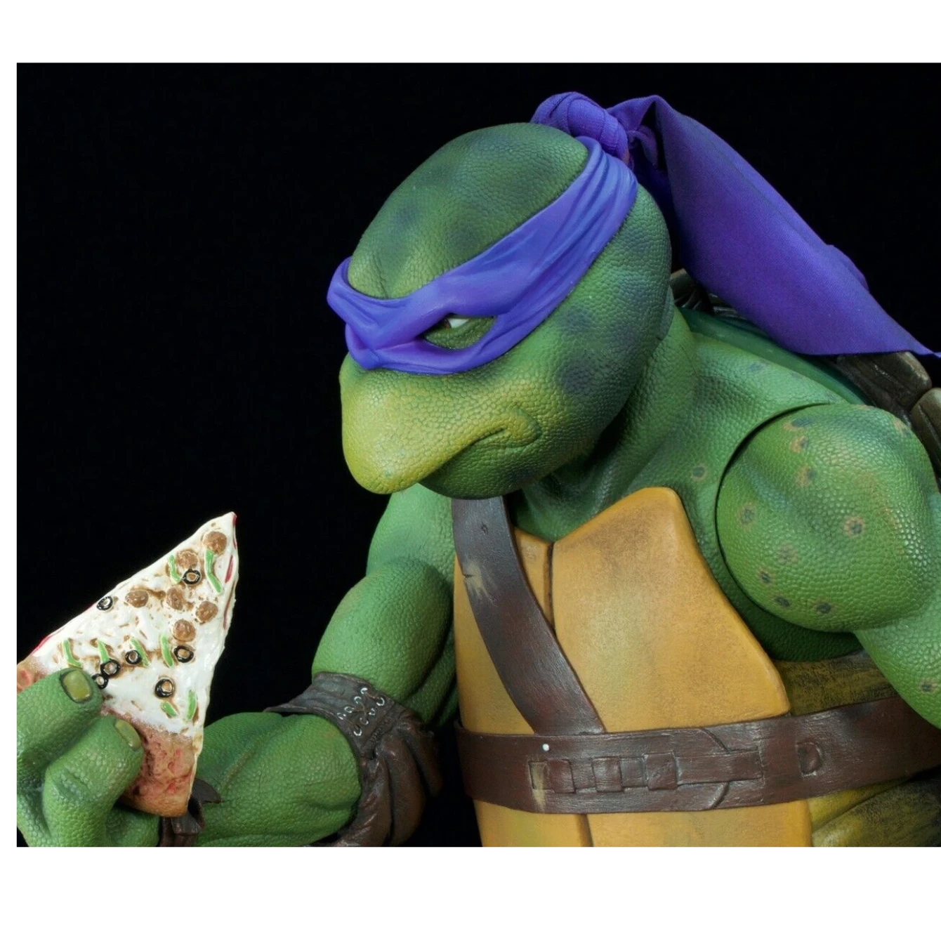PRE-ORDER Neca TMNT Leonardo 1/4 Scale 2 PRE-ORDER Neca TMNT Leonardo 1/4 Scale - Image 2