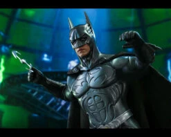 Batman Forever Batman (Sonar Suit) 1/6 Scale 17 Batman Forever Batman (Sonar Suit) 1/6 Scale -Model Figurine Toy Store 162c89cf 4fb6 47c8 a86e 99e25084579a