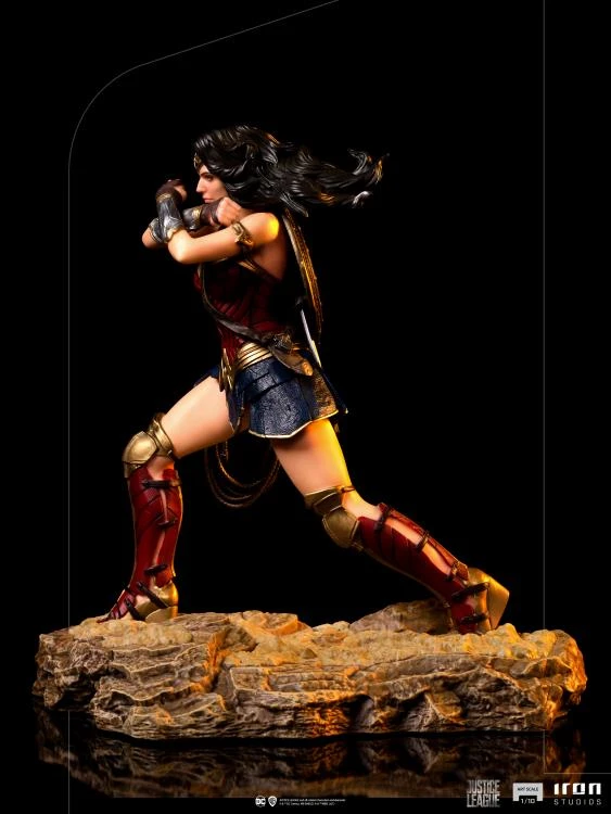 Zack Snyder's Justice League Wonder Woman 1/10 Art Scale Limited Edition Statue 6 Zack Snyder's Justice League Wonder Woman 1/10 Art Scale Limited Edition Statue - Image 6