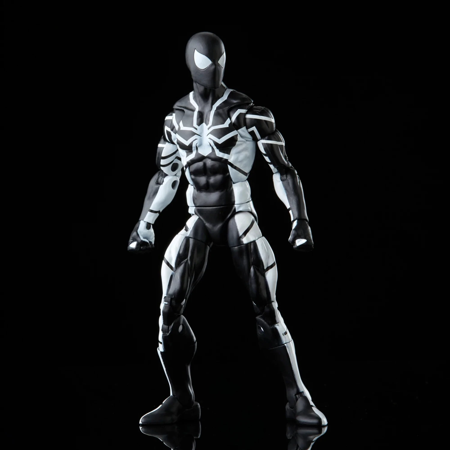 Marvel Legends Series Future Foundation Spider-Man (Stealth Suit) 2 Marvel Legends Series Future Foundation Spider-Man (Stealth Suit) - Image 2