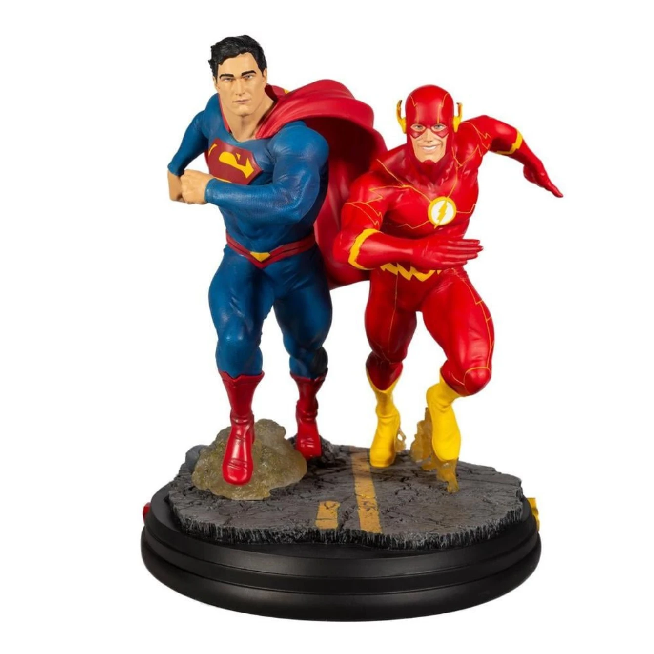 DC Battle Superman Vs The Flash Racing Statue 1 DC Battle Superman Vs The Flash Racing Statue