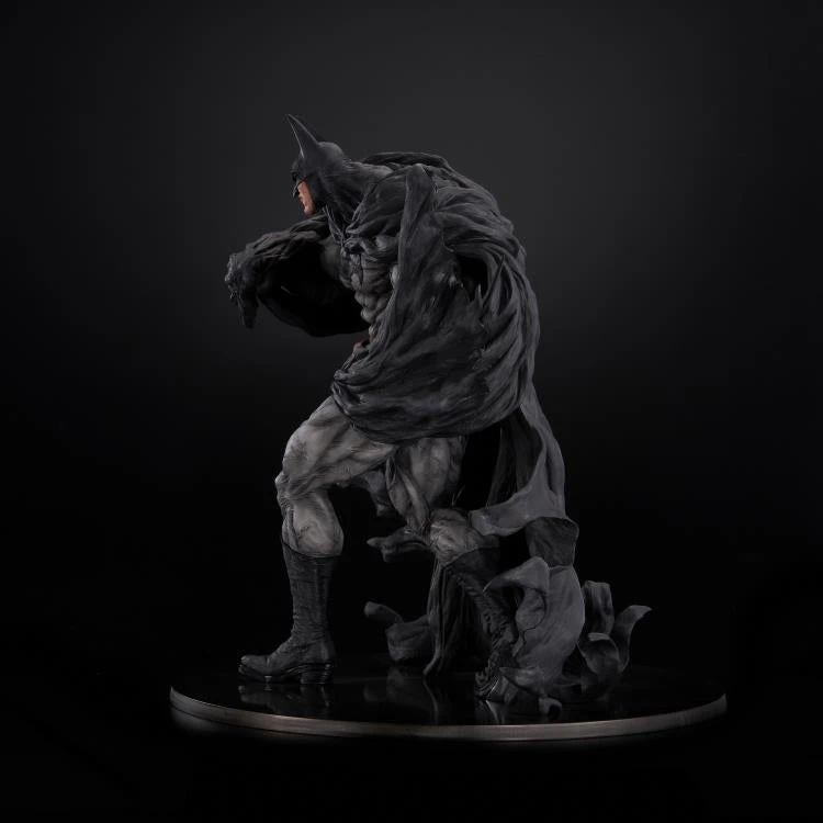 DC Sofbinal Batman (Hard Black Ver.) 6 DC Sofbinal Batman (Hard Black Ver.) - Image 6