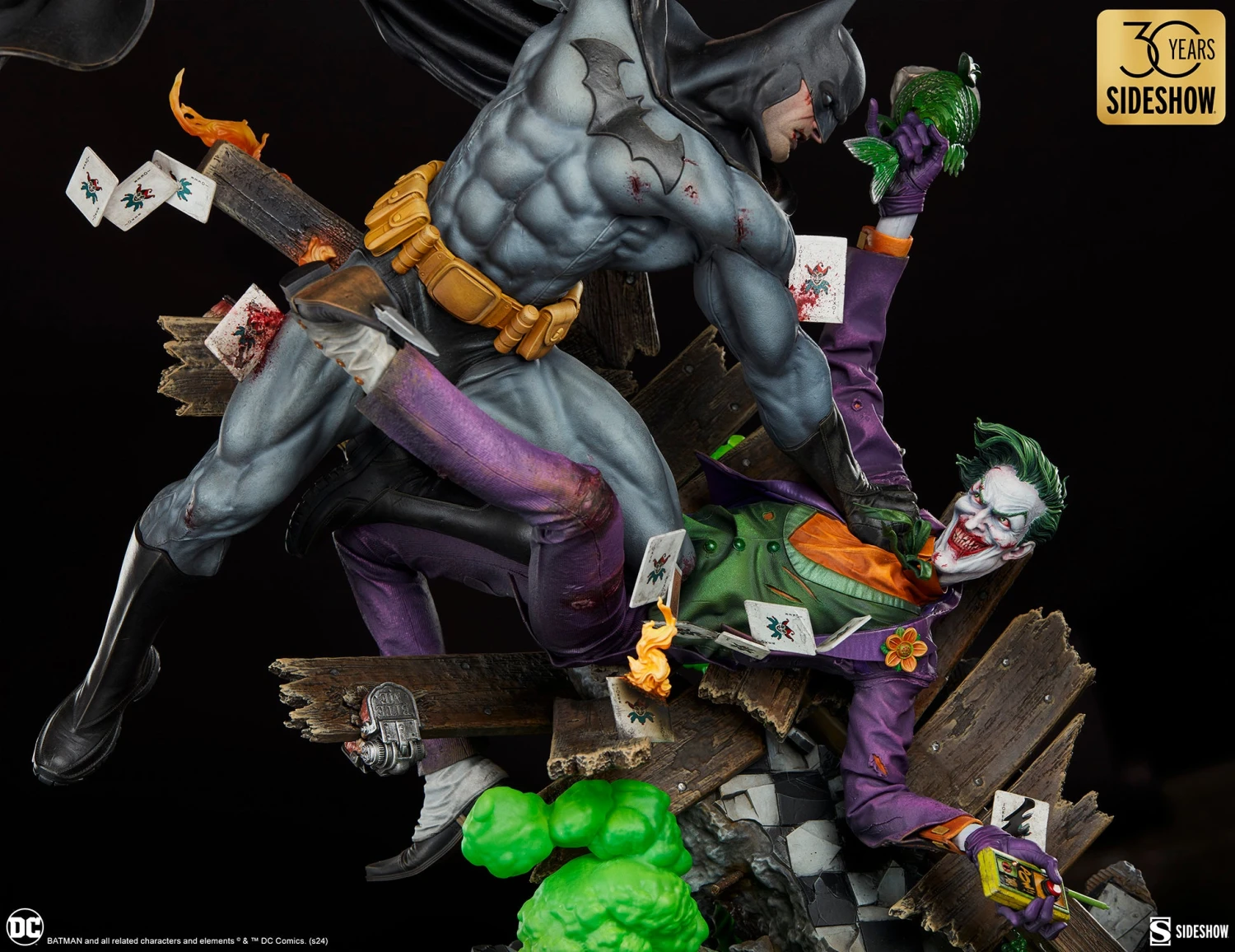PRE-ORDER Batman Vs The Joker: Eternal Enemies Premium Format™ Figure 3 PRE-ORDER Batman Vs The Joker: Eternal Enemies Premium Format™ Figure - Image 3