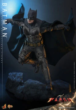 PRE-ORDER Batman Sixth Scale Figure 9 PRE-ORDER Batman Sixth Scale Figure -Model Figurine Toy Store batman dc comics gallery 6478c6f7813e3