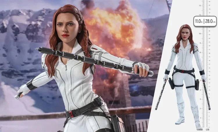 Black Widow (Snow Suit) Hot Toy 1/6 2 Black Widow (Snow Suit) Hot Toy 1/6 - Image 2