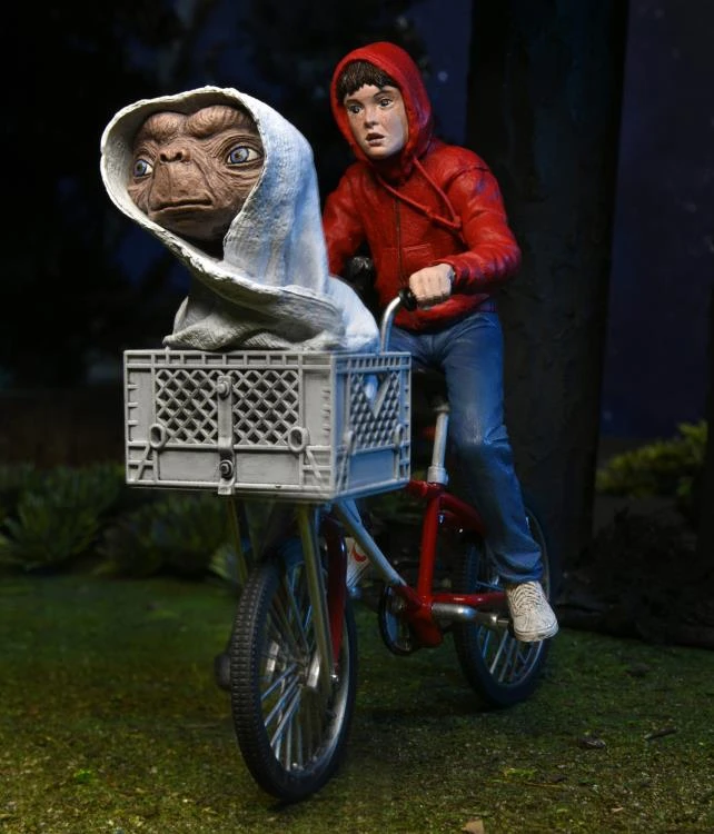 NECA E.T. 40th Anniversary Elliot & E.T. On Bicycle 7" Scale Figure 4 NECA E.T. 40th Anniversary Elliot & E.T. On Bicycle 7" Scale Figure - Image 4