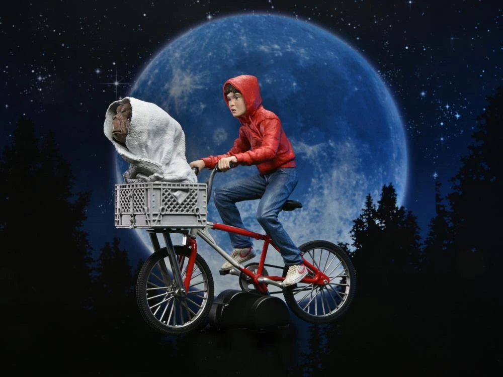 NECA E.T. 40th Anniversary Elliot & E.T. On Bicycle 7" Scale Figure 9 NECA E.T. 40th Anniversary Elliot & E.T. On Bicycle 7" Scale Figure - Image 9