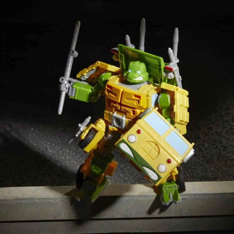 PRE-ORDER Transformers Collaborative Teenage Mutant Ninja Turtles X Transformers Party Wallop 6 PRE-ORDER Transformers Collaborative Teenage Mutant Ninja Turtles X Transformers Party Wallop - Image 6