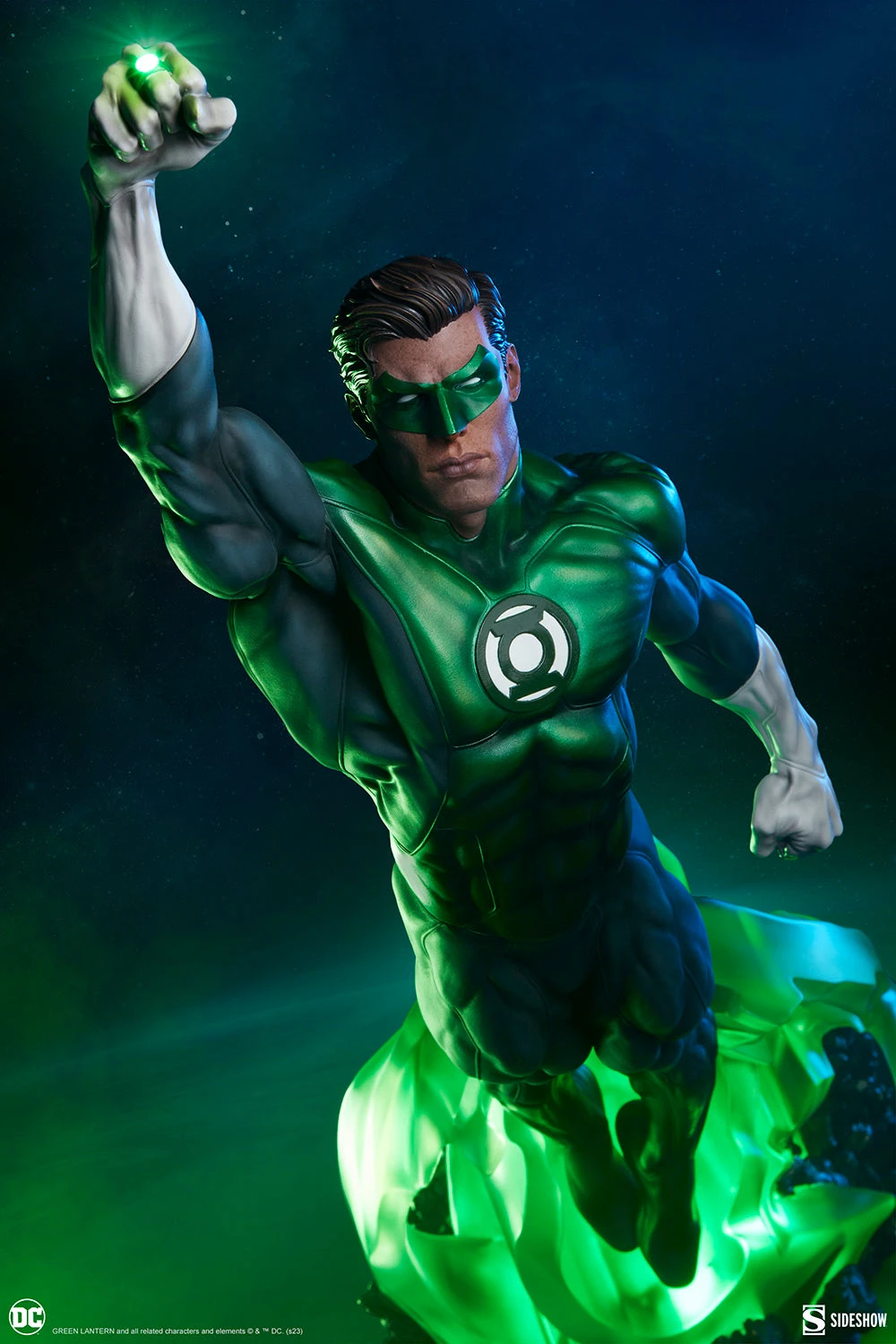 PRE-ORDER Green Lantern Premium Format™ Figure 3 PRE-ORDER Green Lantern Premium Format™ Figure - Image 3